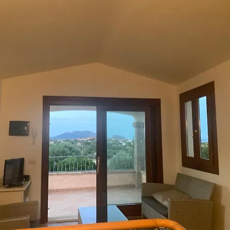 Il Patio Sul Golfo Di Tavolara Lejlighed